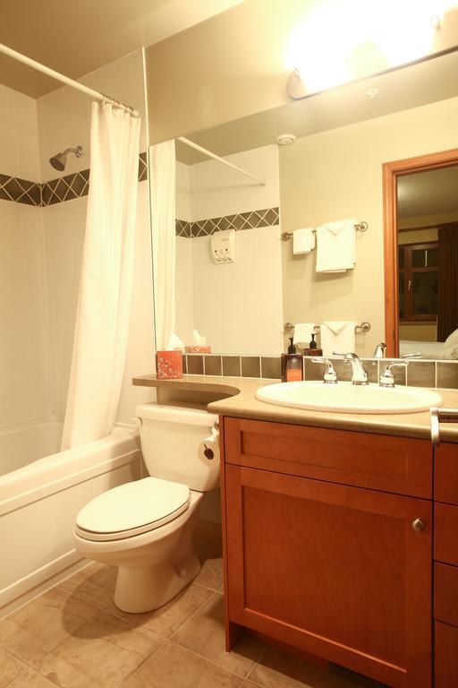 Whistler Alpine Chalet Retreat & Wellness Villa Oda fotoğraf