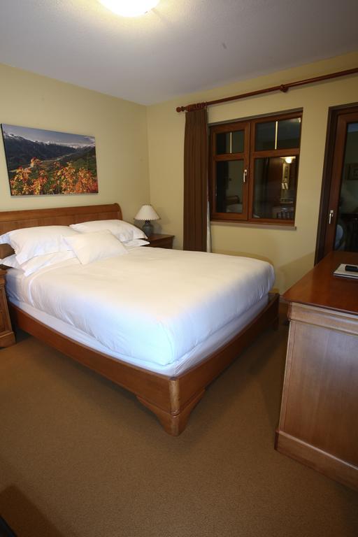 Whistler Alpine Chalet Retreat & Wellness Villa Oda fotoğraf