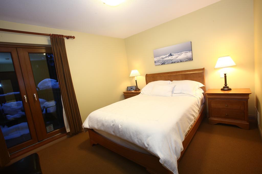 Whistler Alpine Chalet Retreat & Wellness Villa Oda fotoğraf