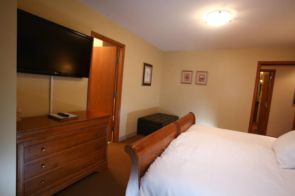 Whistler Alpine Chalet Retreat & Wellness Villa Oda fotoğraf