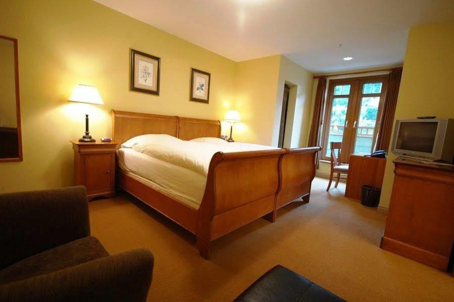 Whistler Alpine Chalet Retreat & Wellness Villa Oda fotoğraf